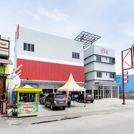 Super Oyo 360 Mangaan Residence Medan Zewnętrze zdjęcie