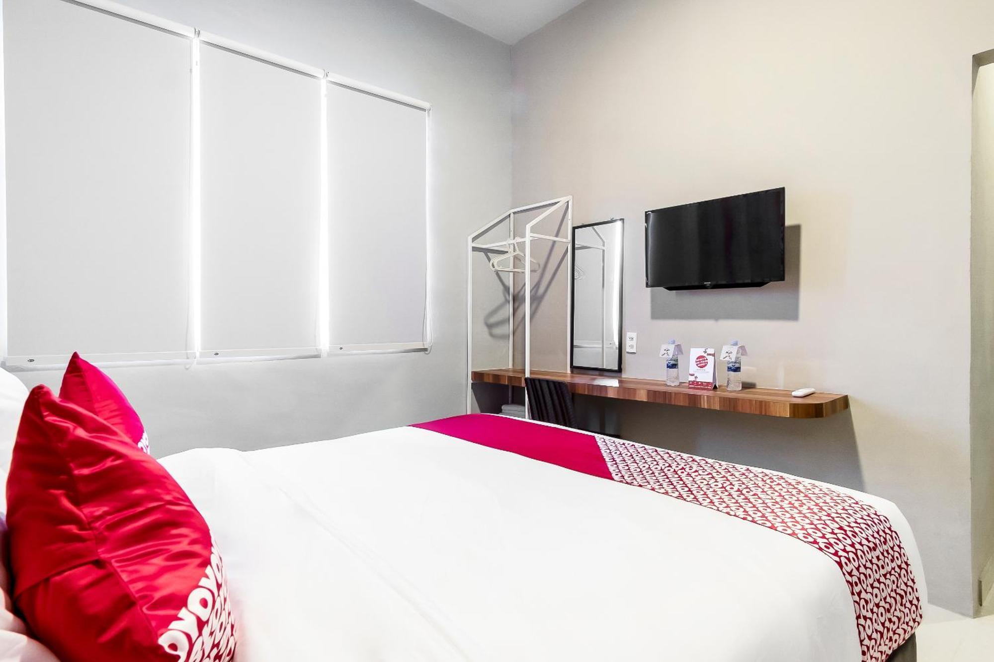 Super Oyo 360 Mangaan Residence Medan Zewnętrze zdjęcie