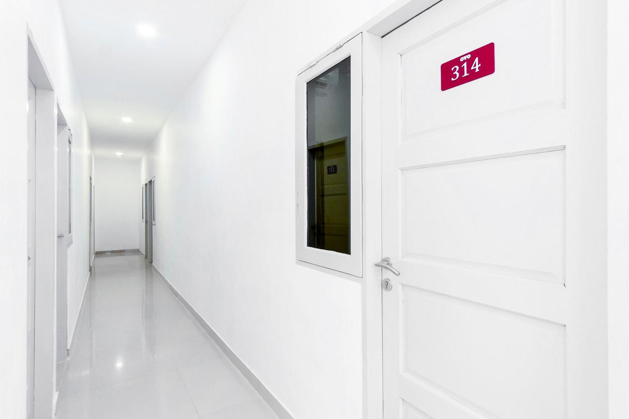 Super Oyo 360 Mangaan Residence Medan Zewnętrze zdjęcie